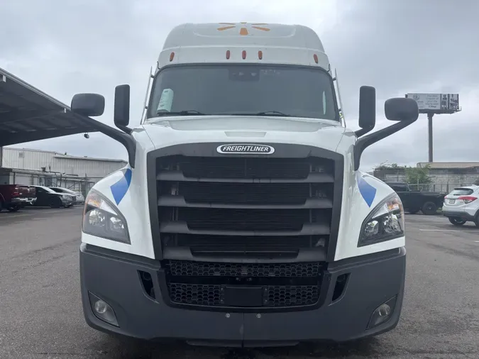 2021 Freightliner Cascadia