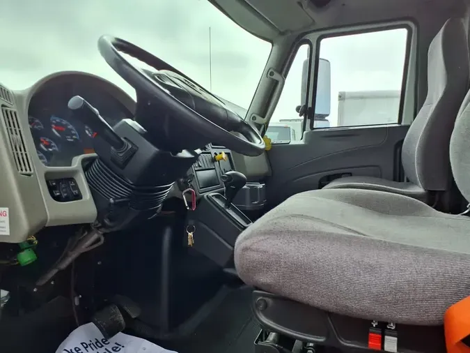 2019 NAVISTAR INTERNATIONAL 4300
