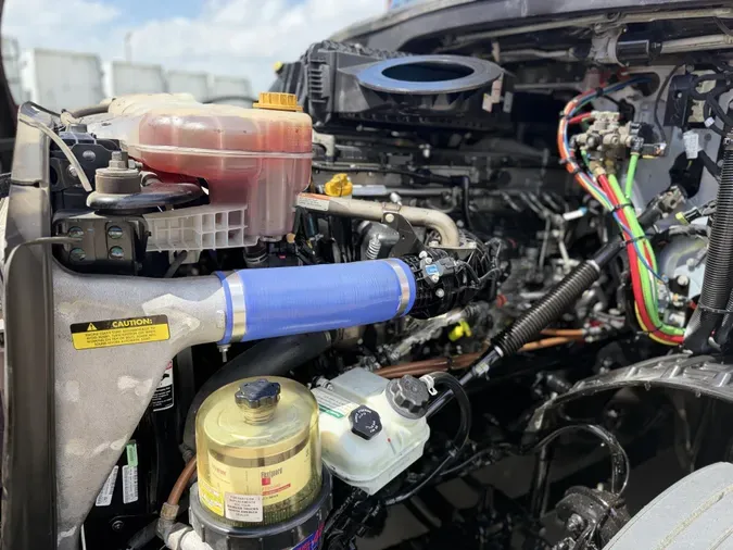 2023 Freightliner Cascadiaf625b860383c66ed27a1d49da2297925