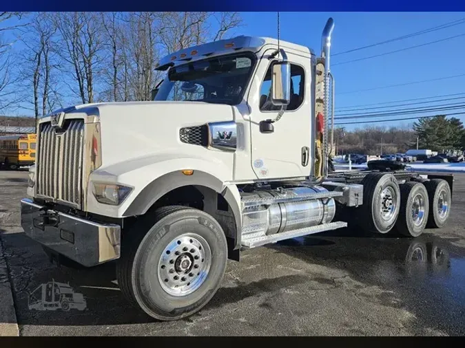 2025 WESTERN STAR 49Xf6265c278b1fd1c8832fb1e8dd156cf4