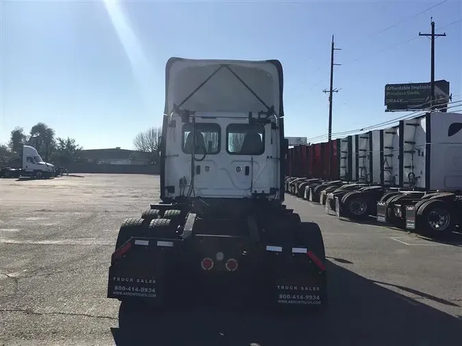 2020 FREIGHTLINER CA126