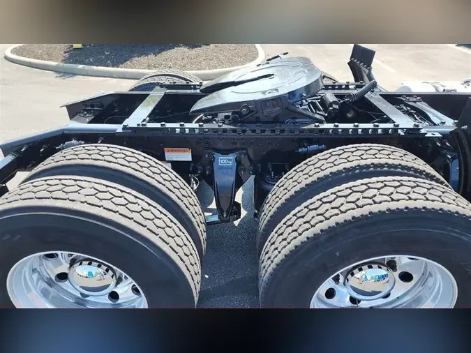 2020 FREIGHTLINER CA126