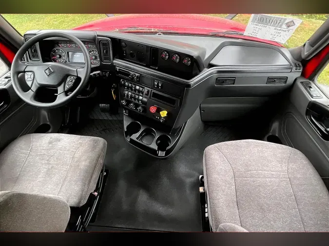 2021 INT LT625 6x4