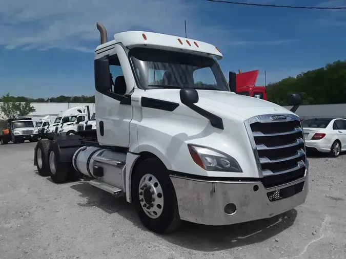 2021 FREIGHTLINER NEW CASCADIA PX12664