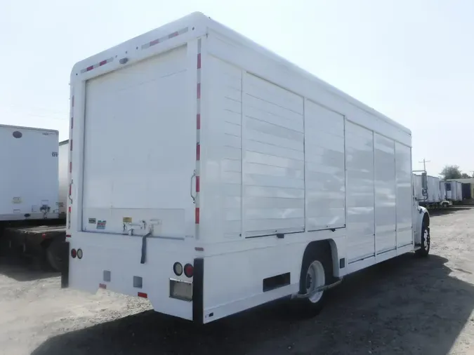 2018 FREIGHTLINER/MERCEDES M2 106