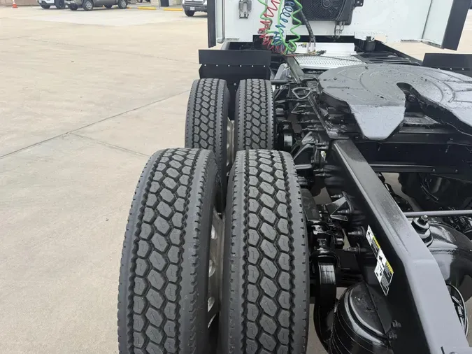 2020 Peterbilt 579f63290b63f7e5a543497a2f23ce053d1