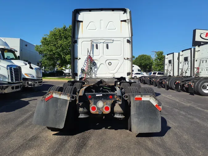 2019 FREIGHTLINER/MERCEDES CASCADIA 125