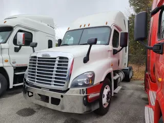 2019 FREIGHTLINER/MERCEDES CASCADIA 125