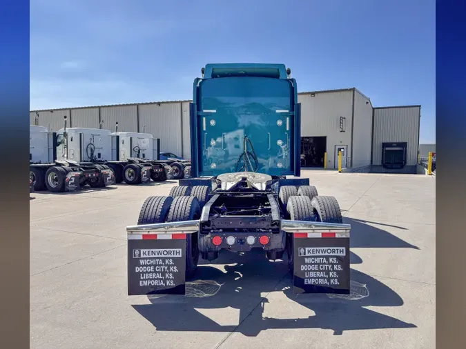 2024 KENWORTH W900L