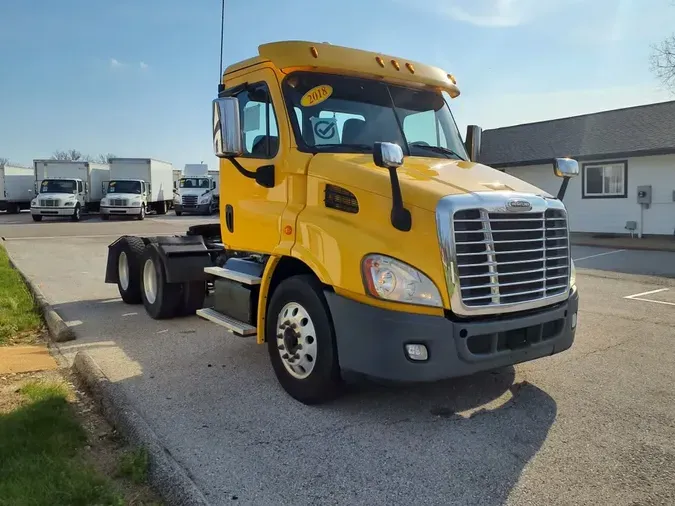 2018 FREIGHTLINER/MERCEDES CASCADIA 113