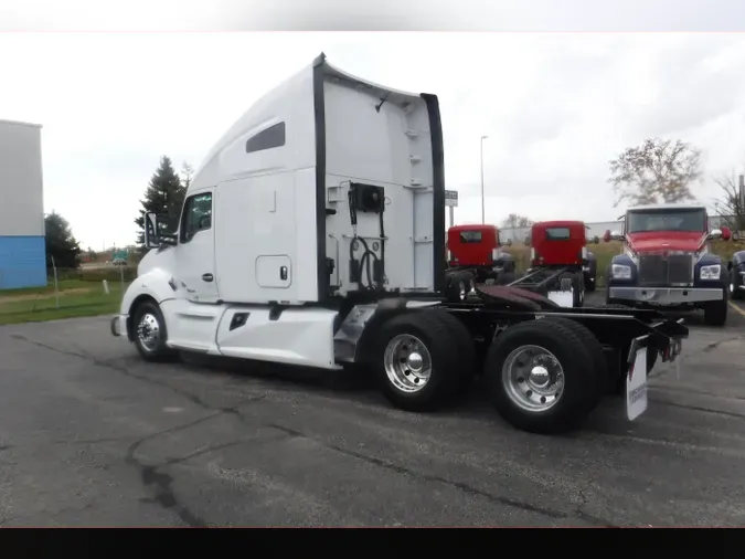 2021 Kenworth T680