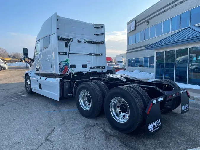 2026 MACK Pioneer 64" Mid Roof Sle