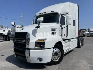 2024 MACK AN64T