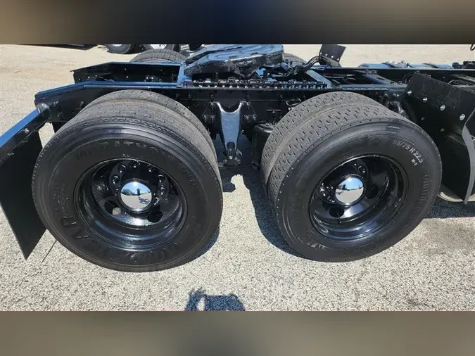 2019 INTERNATIONAL RH613