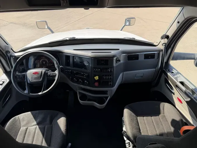 2022 Peterbilt 579f640bd6a0fcd127f09a9c88cb72bd39e