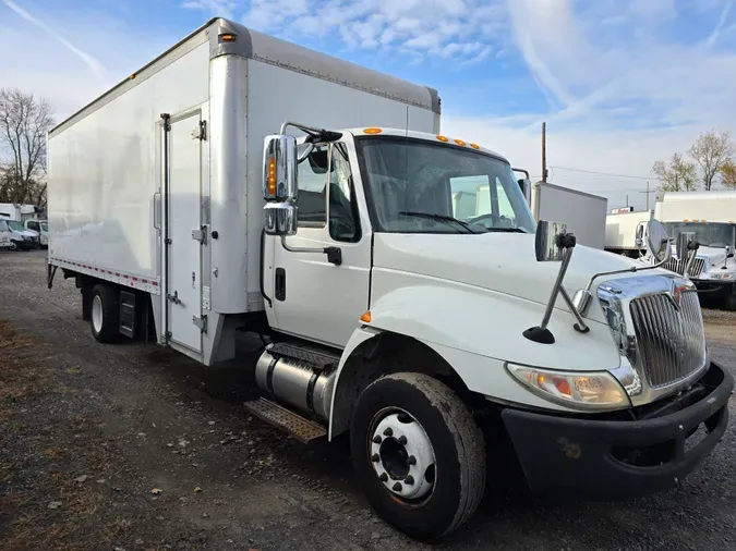 2018 NAVISTAR INTERNATIONAL 4300 LP