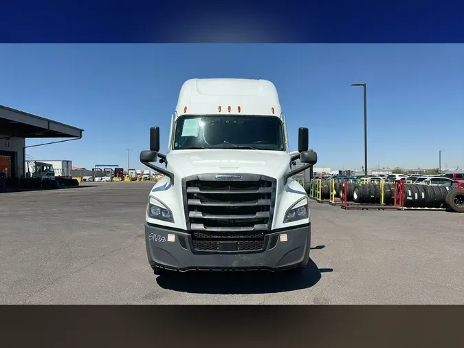 2021 Freightliner Cascadia 126