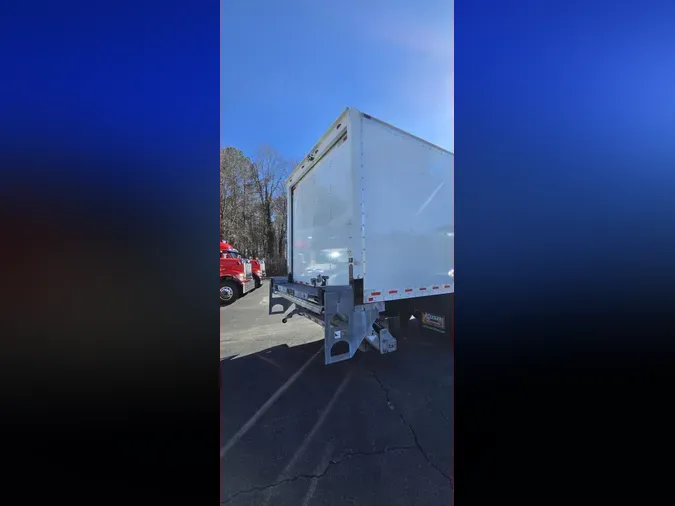 2020 Freightliner Business Class M2 106