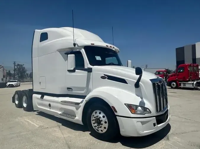 2022 Peterbilt 579