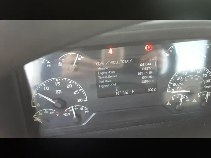 2019 Volvo VNL300f64c925b5b8a38dbe6c9da7db612b292