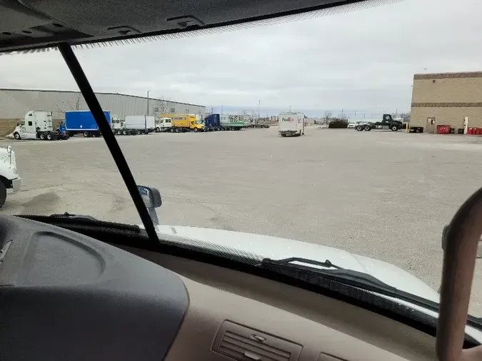 2019 Freightliner X12564ST