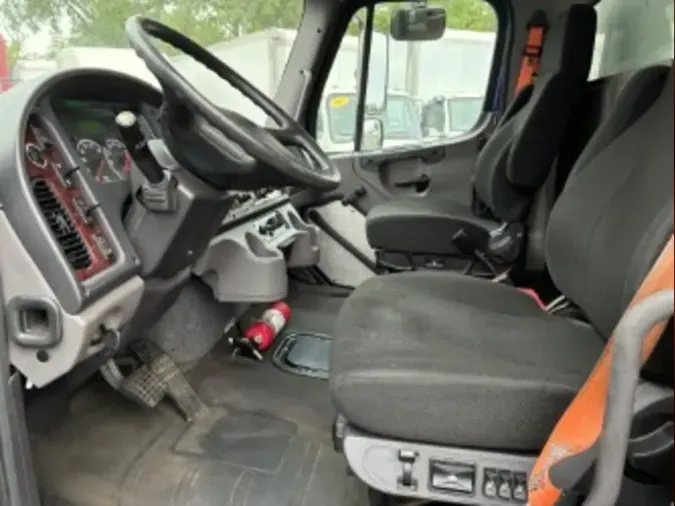 2020 FREIGHTLINER/MERCEDES M2 106