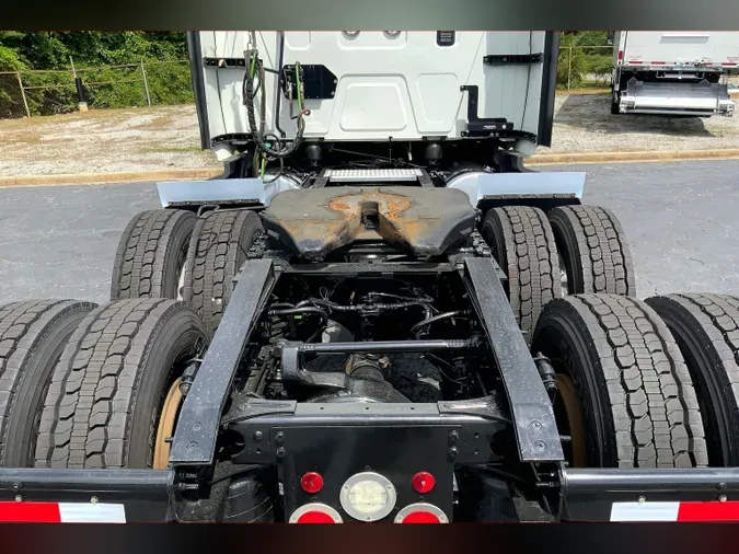 2022 INT LT625 6x4