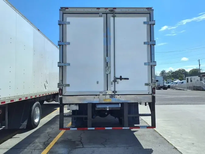2020 FREIGHTLINER M2 106