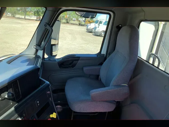 2021 INT LT625 6x4