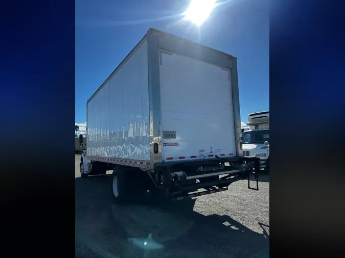 2018 FREIGHTLINER/MERCEDES M2 106