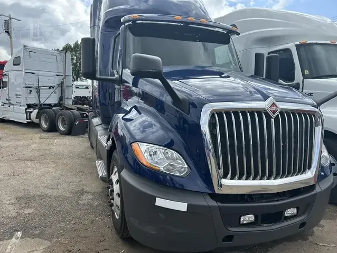 2019 INTERNATIONAL LT