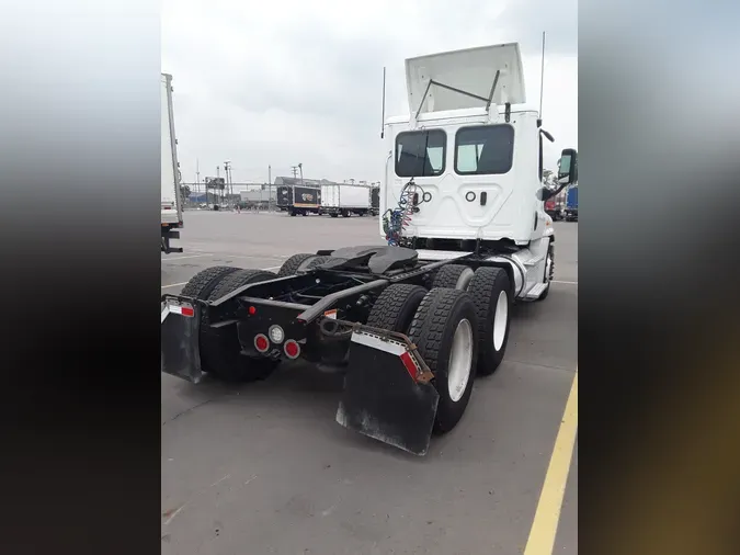 2019 FREIGHTLINER/MERCEDES CASCADIA 125