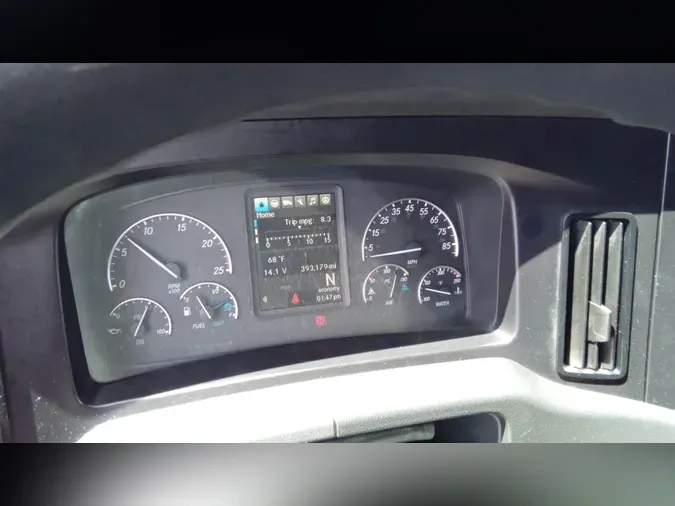 2023 Freightliner Cascadia 126f65eebacb2d0bdecddb8c5c775db8f3c