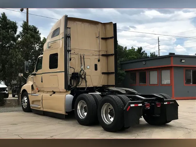 2022 INT LT625 6x4