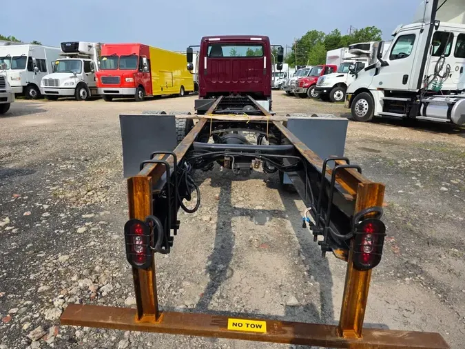 2019 FREIGHTLINER M2 106