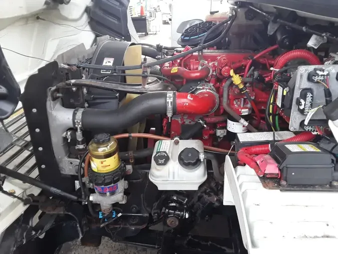 2019 FREIGHTLINER/MERCEDES M2 106