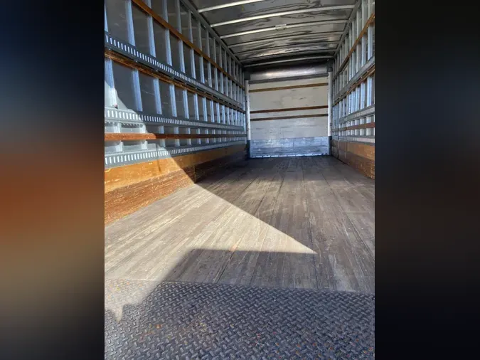 2018 FREIGHTLINER/MERCEDES M2 106f668cbc61fad08fdedb12945ae9a36f3