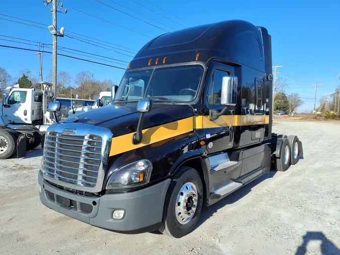 2020 FREIGHTLINER/MERCEDES CASCADIA 125f66b349e8c552b831158fe51c9fd3858