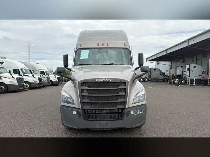 2025 Freightliner Cascadia 126f677f5e4e17d76ce303ef0860b7f74c7