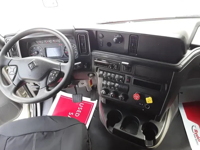2020 NAVISTAR INTERNATIONAL LT625 SLPR CAB