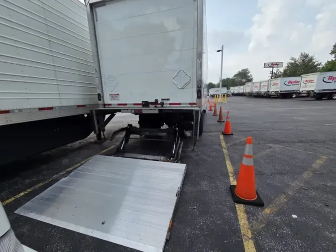 2020 FREIGHTLINER M2 106f67d60c8cc2fb6a147c2196a68043336