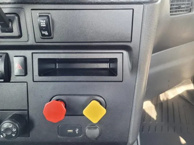 2020 International LT625