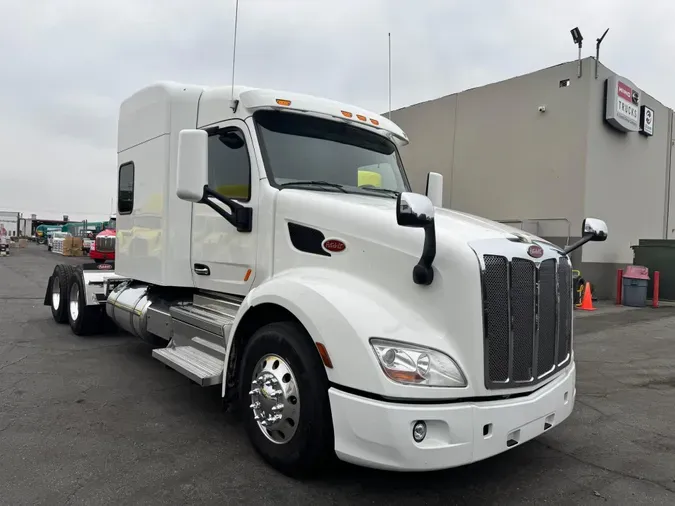 2022 Peterbilt 579