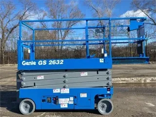 2015 GENIE GS2632