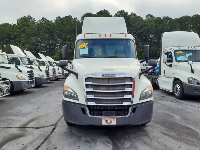 2019 FREIGHTLINER NEW CASCADIA PX12664