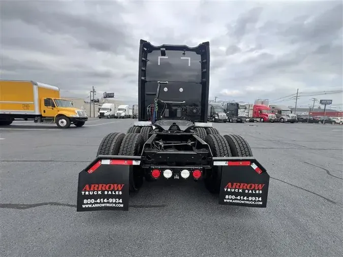 2021 KENWORTH T680