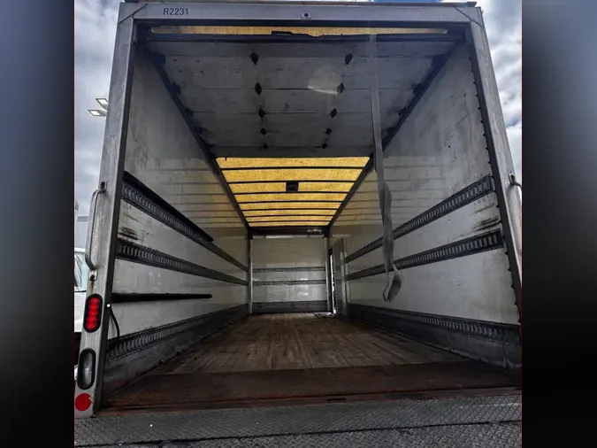 2018 NAVISTAR INTERNATIONAL 4300 LP