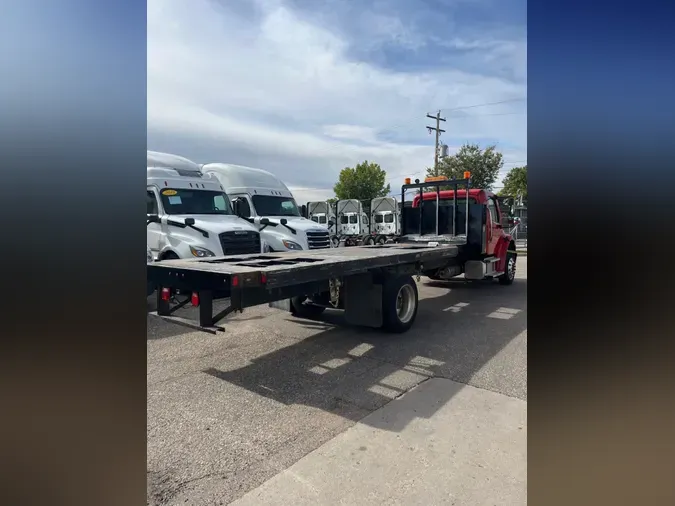 2019 FREIGHTLINER/MERCEDES M2 106f68c783e0dd16b5c2c7b2733711e7365