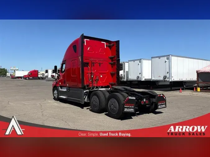 2022 FREIGHTLINER CA126