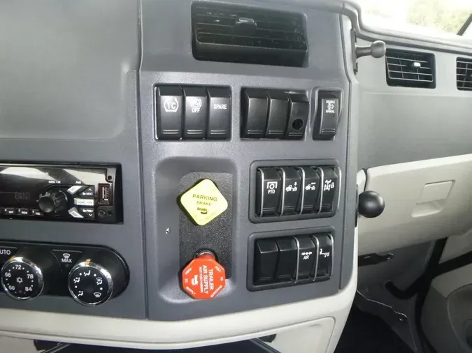 2021 Peterbilt 579
